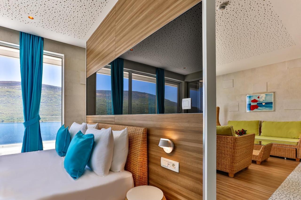 Carine Hotel Kumbor Herceg Novi Luaran gambar